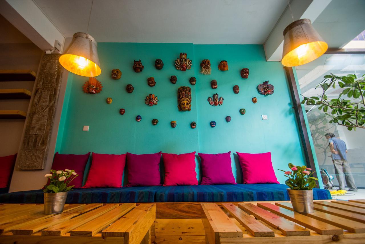 My Little Island Hostel Colombo Exteriör bild