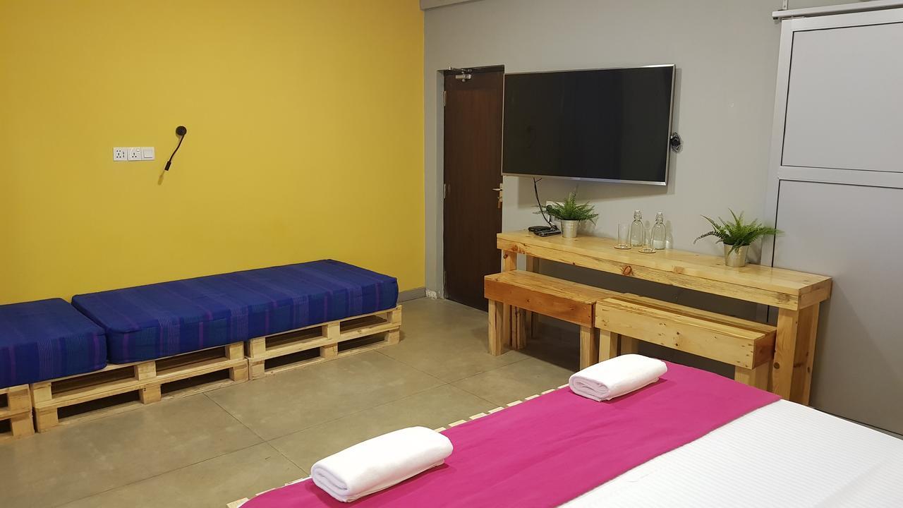 My Little Island Hostel Colombo Exteriör bild