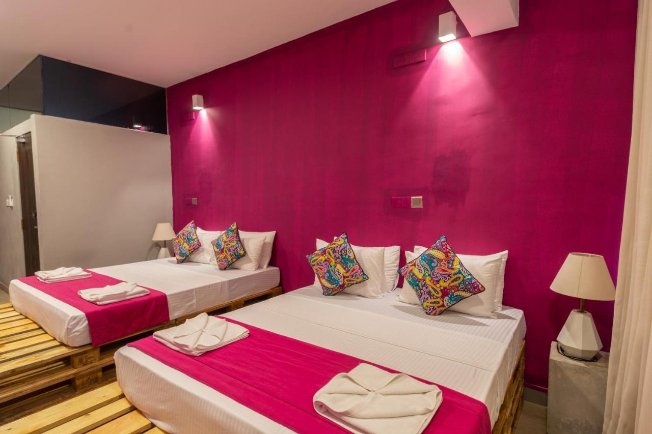 My Little Island Hostel Colombo Exteriör bild
